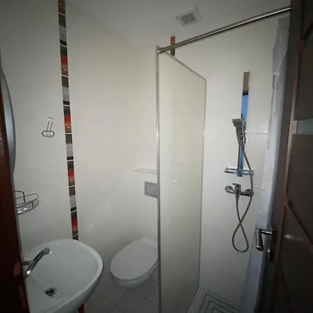 Fistra Guest house
